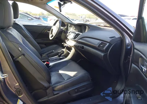 2015 Honda Accord Ex-L z USA, uszkodzony, nr VIN 1HGCR2F89FA120010